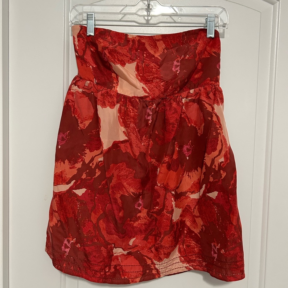 Banana Republic Red Floral Strapless Top